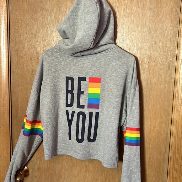 🌈 Pride Cropped Zip-Up Hoodie 🌈 - Picture 4 of 4